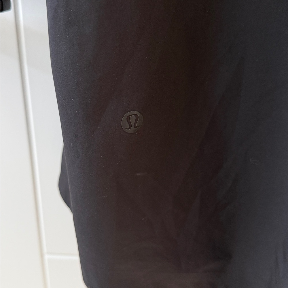 Lululemon Rain Shell Jacket - Picture 8 of 10